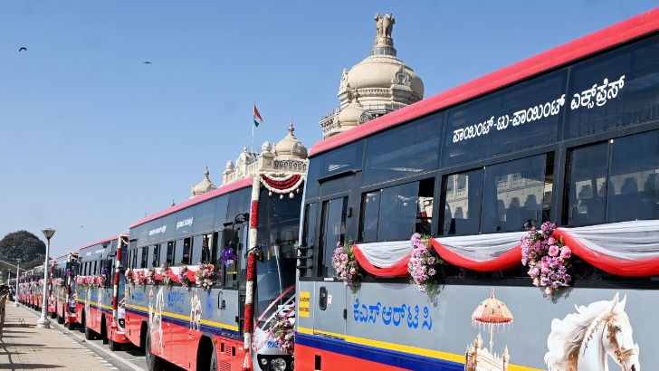 https://salarnews.in/public/uploads/images/newsimages/maannewsimage07082025_224723_KSRTC bus.jpg